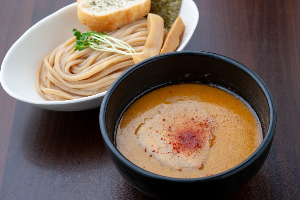 濃厚魚介豚骨つけ麺【辛】